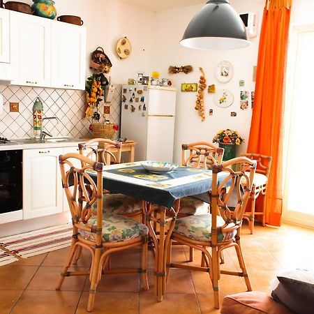 Bed And Breakfast Agrumi In Terrazza Aragona Bagian luar foto
