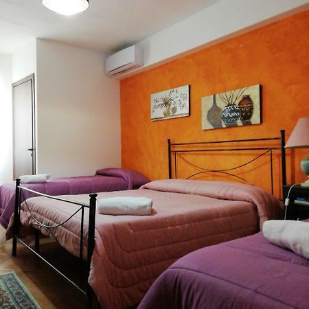 Bed And Breakfast Agrumi In Terrazza Aragona Bagian luar foto