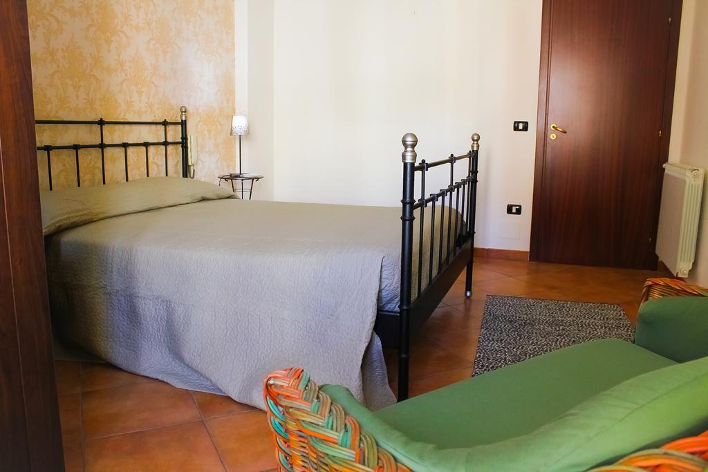 Bed And Breakfast Agrumi In Terrazza Aragona Bagian luar foto